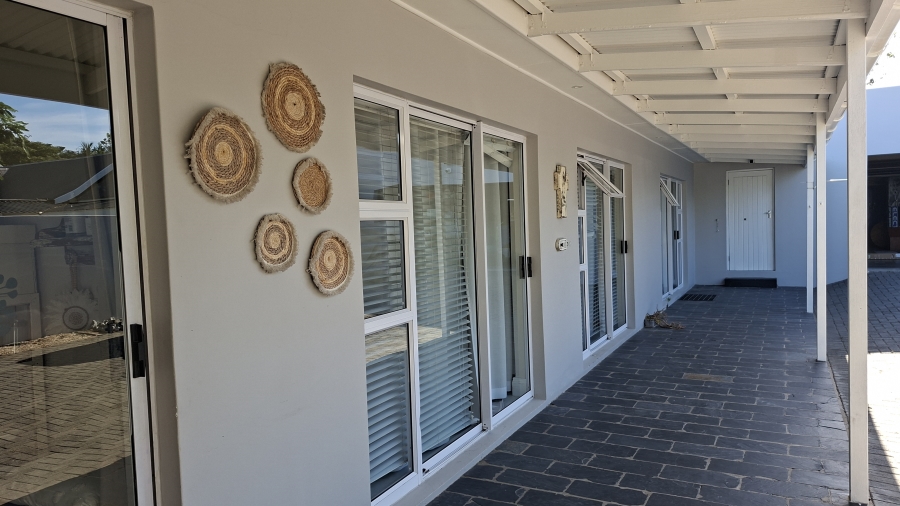 4 Bedroom Property for Sale in Gonubie Eastern Cape